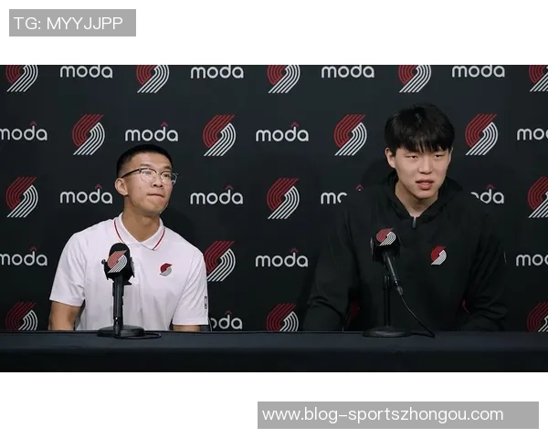 杨瀚森赛季初展现出色表现生活中也逐渐融入团队氛围 杨瀚森赛季初展现出色表现生活中也逐渐融入团队氛围